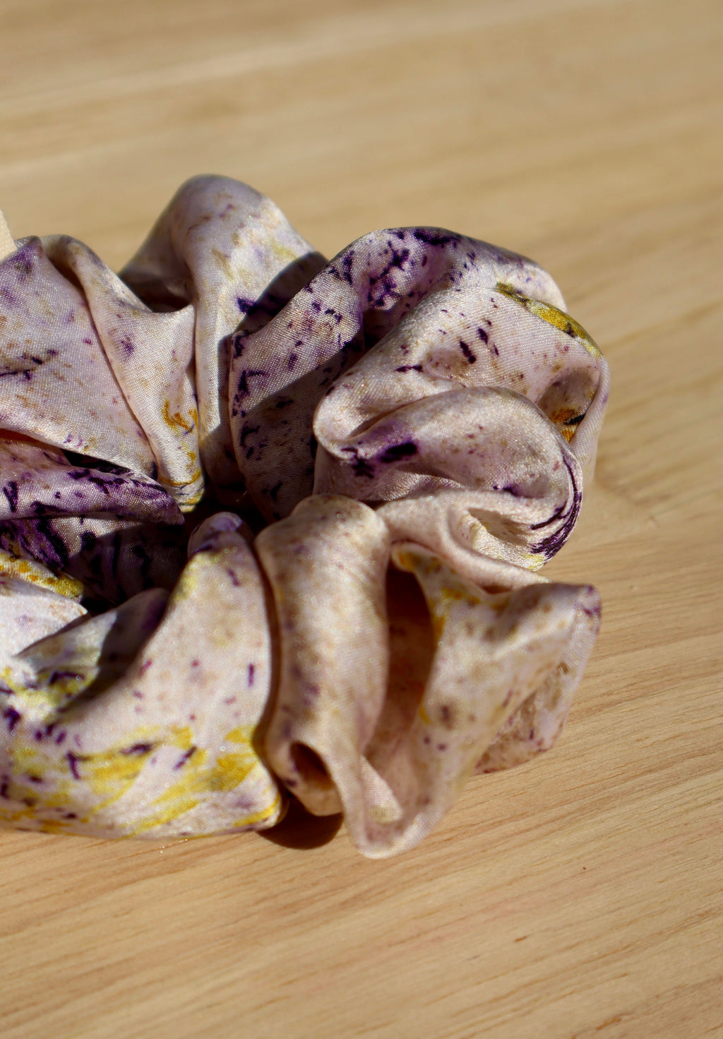 Carnation Classic Silk Scrunchie