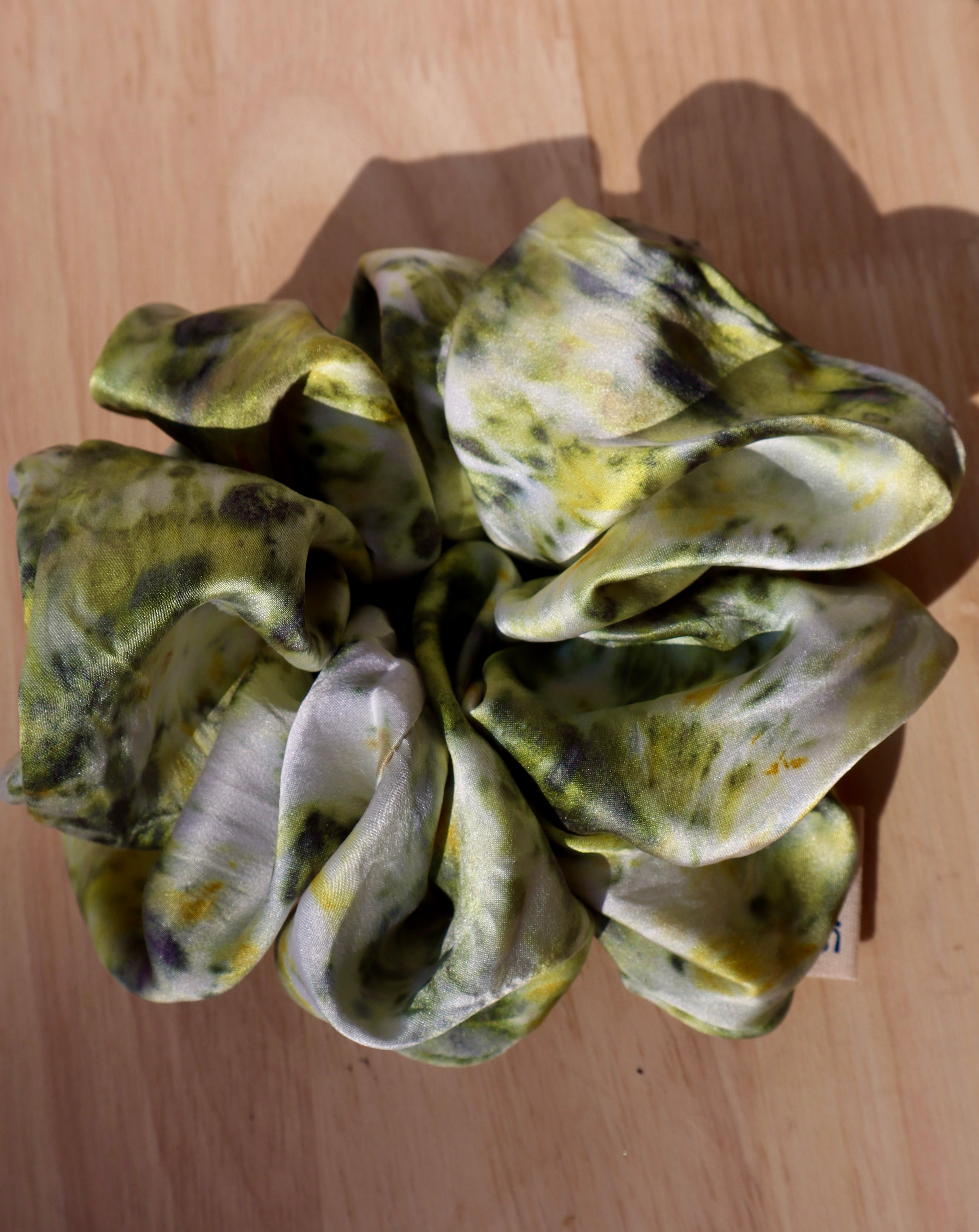Neragoula Large Silk Scrunchie
