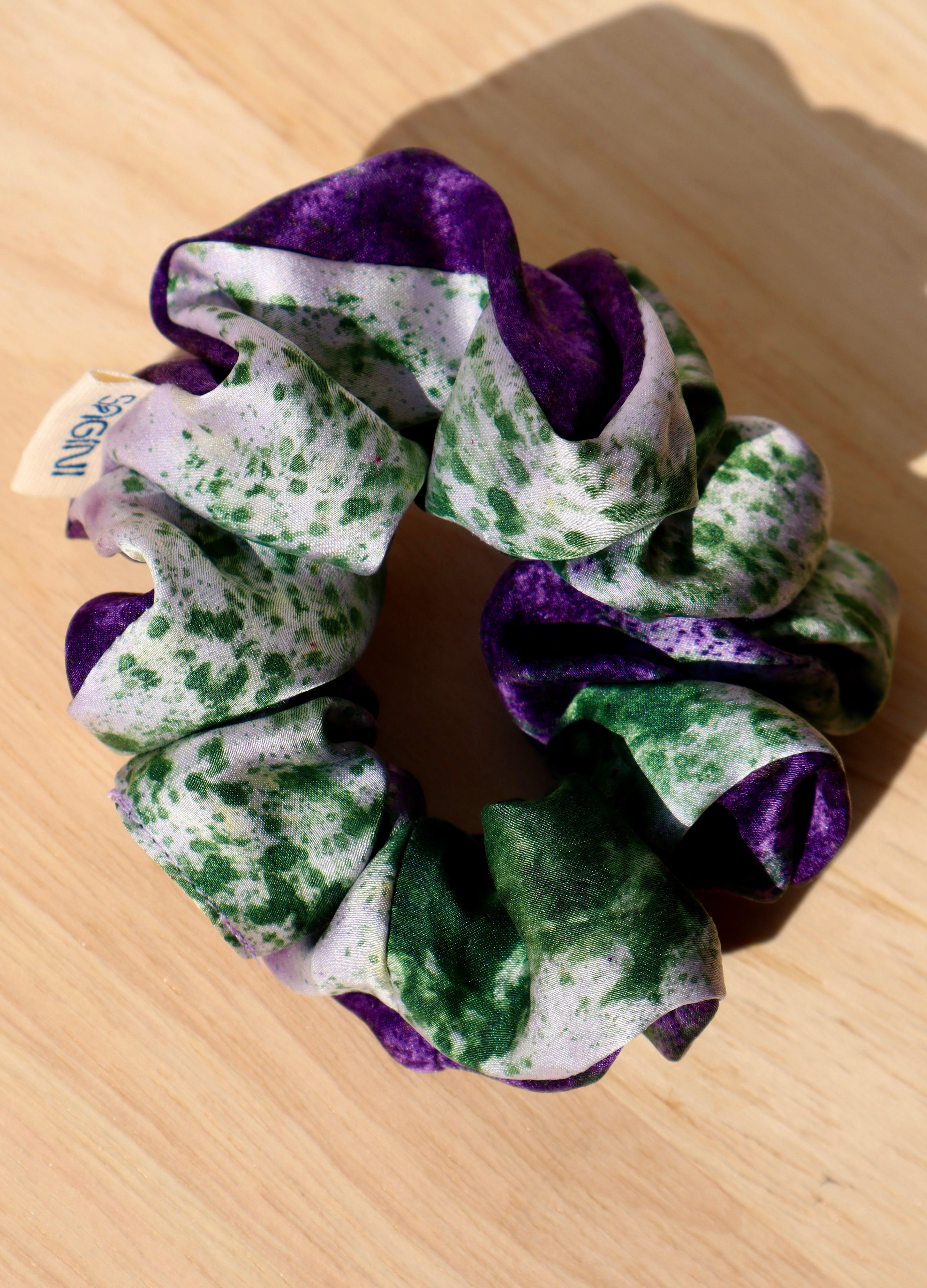 Anemone Classic Silk Scrunchie
