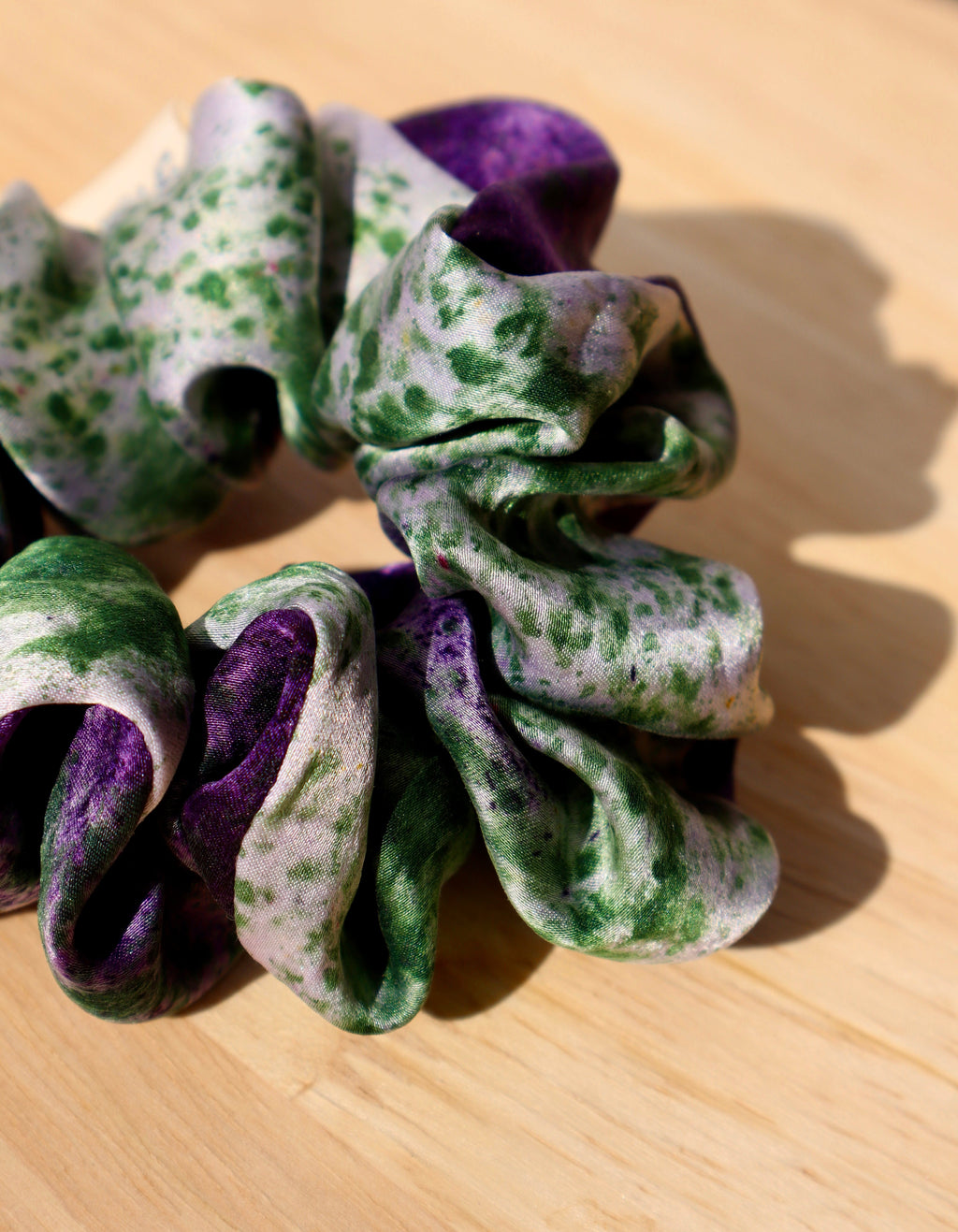 Anemone Classic Silk Scrunchie